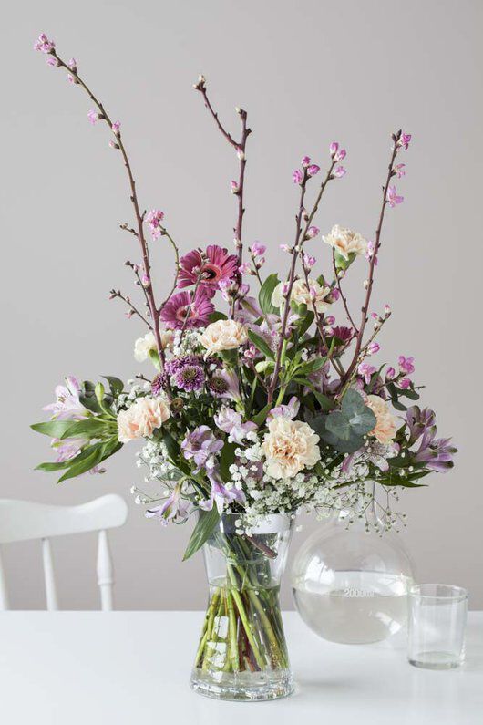 blomster og greiner i ulik h&oslash;yde